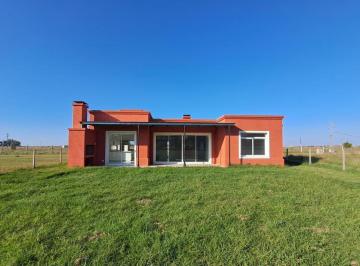 Casa · 162m² · 3 Ambientes · Casa en Venta - 2 Dorm. 2 Baños - General Madariaga