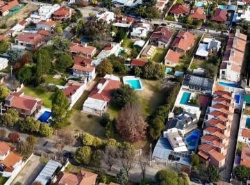 Terreno , Villa Carlos Paz · Venta Terreno Premium de 3.000 m² en Villa Carlos Paz - Barrio Santa Rita a m de La Costanera