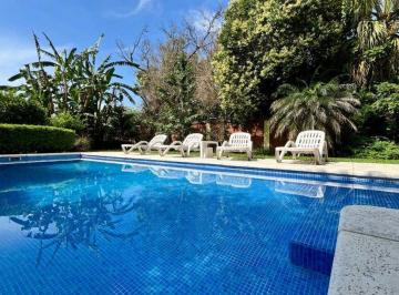 Casa · 700m² · 5 Ambientes · 1 Cochera · Casa 5 Ambientes en Venta Temperley Apto Credito
