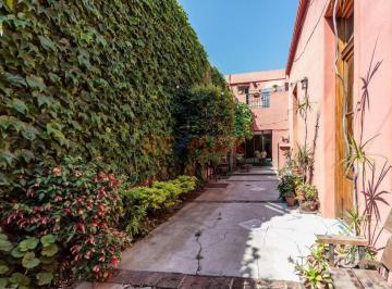 Casa · 183m² · 5 Ambientes · Venta Casa 5 Amb con Pileta en Flores