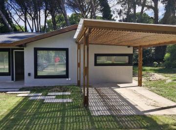 Casa · 105m² · 4 Ambientes · 1 Cochera · Casa en Venta - 3 Dorm. 2 Baños - 119 m² - Pinamar