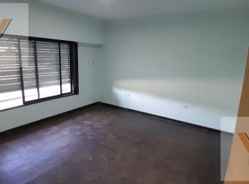 Casa · 110m² · 3 Ambientes · Casa en Venta - 2 Dorm. 1 Baño - 286 m - La Plata