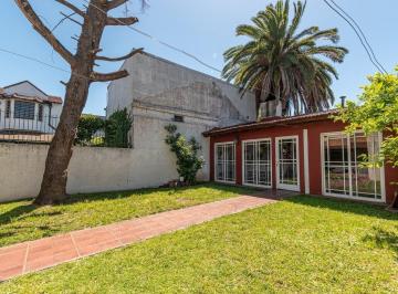 Casa · 190m² · 4 Ambientes · 3 Cocheras · Venta Gran Casa 3 Amb + Depto 3 Amb en V Sarmiento