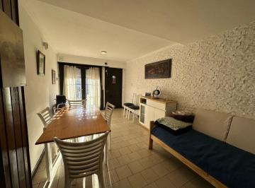 Casa · 72m² · 3 Ambientes · 1 Cochera · Venta Duplex 3 Ambientes con Parque