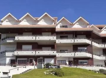 Departamento en Venta de 3 ambientes Zona Centro · Excelente Departamento 3 Amb. Pleno Centro. Frente Al Mar. Villa Gesell.