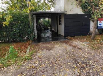 Casa · 66m² · 3 Ambientes · Casa en Venta - 2 Dorm. 1 Baño - 91.5 m - Parque Sicardi
