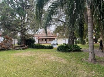 Quinta vacacional · 288m² · 6 Ambientes · 2 Cocheras · Importante Quinta en Ranelagh