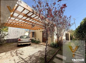 Casa · 125m² · 3 Ambientes · 1 Cochera · Casa en Venta - 2 Dorm. 1 Baño - City Bell