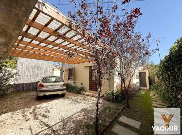 Casa · 125m² · 3 Ambientes · 1 Cochera · Casa en Venta - 2 Dorm. 1 Baño - City Bell