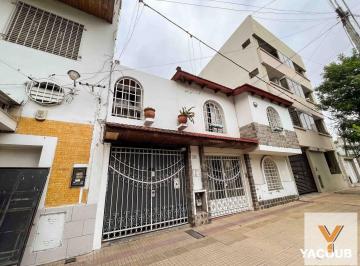 PH · 109m² · 5 Ambientes · PH en Venta - 4 Dorm. 2 Baños - 162 m² - La Plata