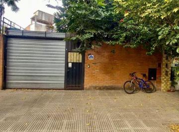 Casa de 6 ambientes, Agronomía · Agronomía Alquiler Casa Cinco Ambientes con Cochera Uso Comercial o Profesional