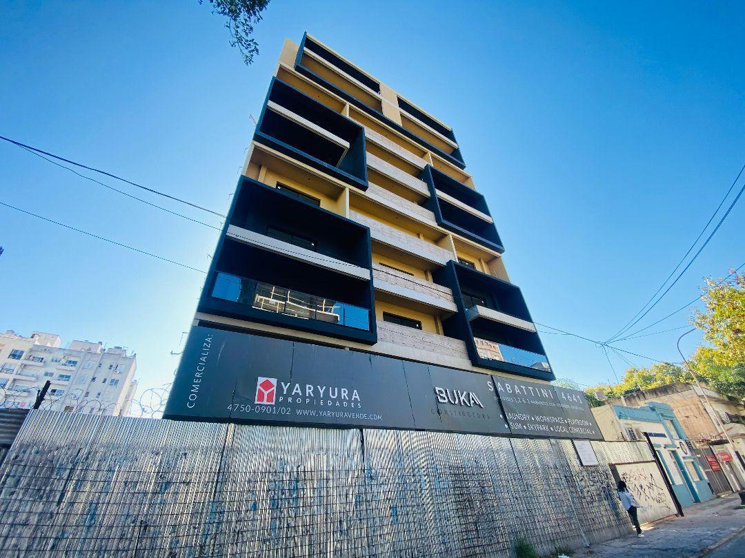 Doctor Amadeo Sabattini 4641. Entre Av. San Martín y Rauch
