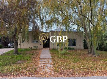 Casa · 150m² · 4 Ambientes · 2 Cocheras · Casa en Venta en Canning Barrio Privado Los Talas
