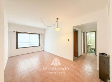 Departamento · 32m² · 2 Ambientes · Departamento 2 Amb Ctfe - Zona Aldrey / Centro