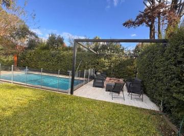 Casa de 5 ambientes, Esteban Echeverría · Hermosa Casa en Venta Ubicada en El Exclusivo Country El Venado Canning