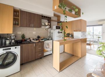 Departamento · 28m² · 1 Ambiente · Venta - Monoambiente Divisible con Ventilación Cruzada y Balcón Cerrado - Martin, Rosario.