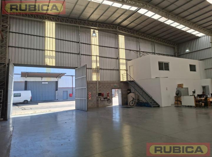 Depósito · 1080m² · 2 Cocheras