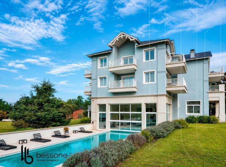 Terreno · 1052m²