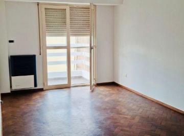 Departamento de 2 ambientes, Rosario · Alquiler Dto 1 Dormitorio con Cochera Maipú y Córdoba