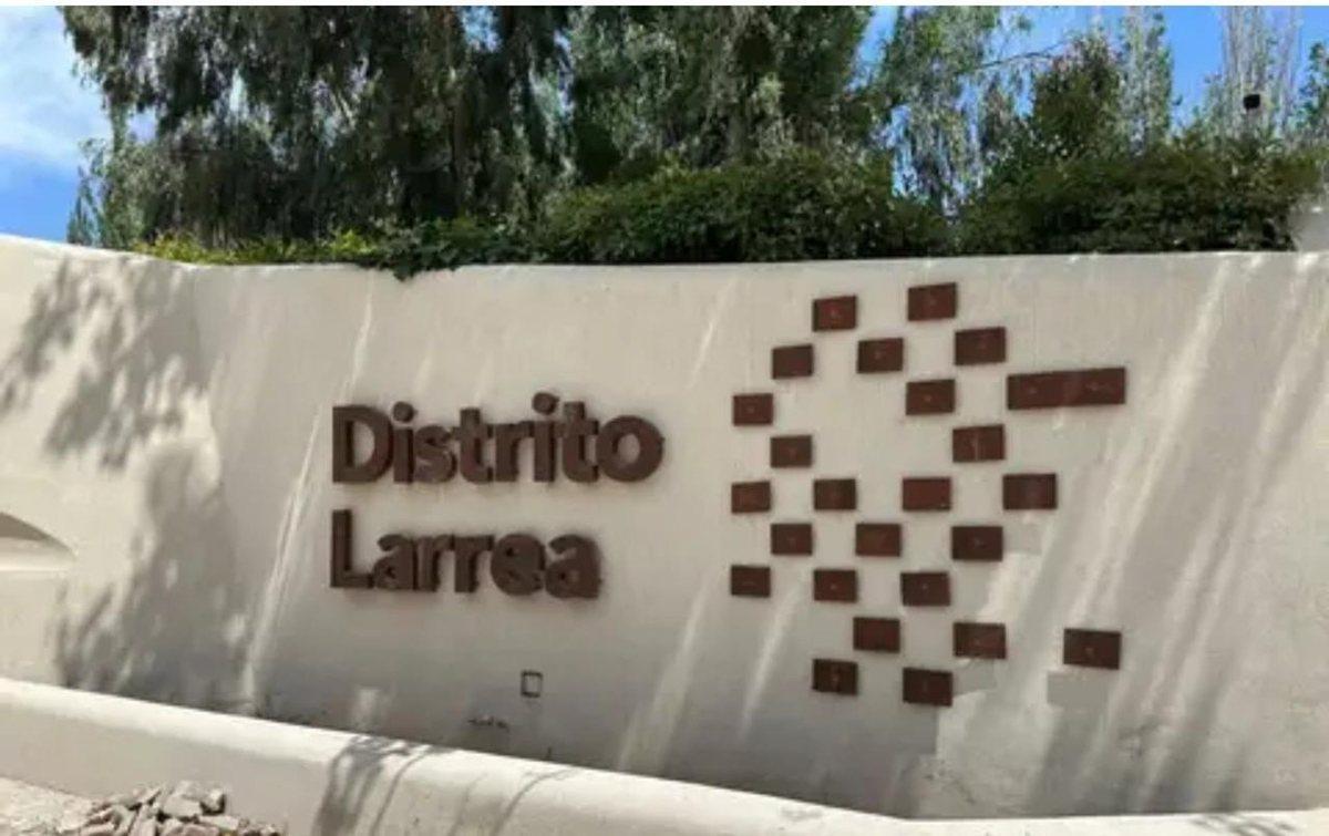 Larrea 600,  Luján de Cuyo, Mendoza