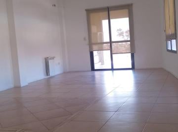 living con salida a balcón · Alquiler Departamento de Categoría