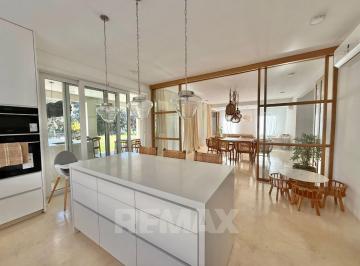 Casa · 296m² · 6 Ambientes · 2 Cocheras · Venta Casa 6 Amb Tilbury Pilara Financiación
