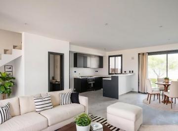 PH · 180m² · 9 Ambientes · 2 Cocheras · Dúplex - 3 Dorm - Colinas de Manantiales