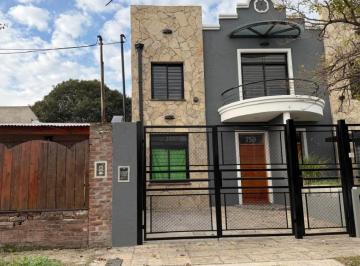 PH de 4 ambientes, Ituzaingó · Excelente Duplex 4 Ambientes en Ituzaingo