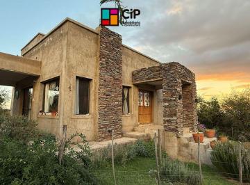 Casa de 4 ambientes, Carpintería · Casa en Venta en La Eloisa Carpinteria