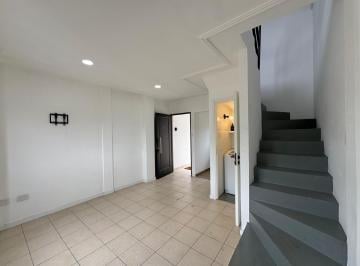 Departamento · 60m² · 2 Ambientes · 1 Cochera · Departamento en Alquiler en La Plata, con Cochera