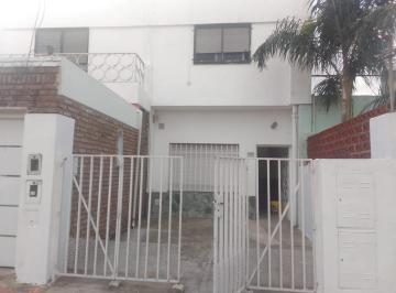 PH · 67m² · 3 Ambientes · 1 Cochera · Casa en Planta Alta