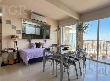 Departamento · 60m² · 3 Ambientes · Departamento en Venta de 3 Ambientes con Balcón y Apto Crédito