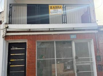 Casa de 4 ambientes, Córdoba · Alquiler Casa. Cuenta Con: