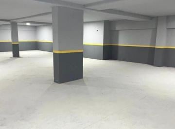Garage · 12m² · Cochera en Flores