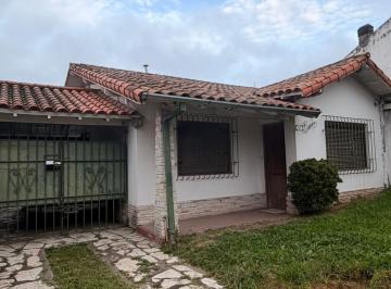 Casa · 80m² · 3 Ambientes · 3 Cocheras · Casa Venta General Pacheco