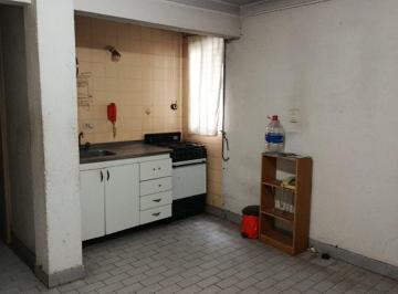 Departamento · 27m² · 2 Ambientes · Venta Depto 2 Amb. Balvanera 1° por Escalera