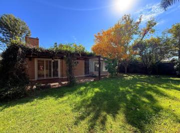 Casa · Casa en Funes