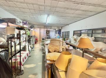 Depósito · 670m² · 5 Ambientes · 4 Cocheras · Deposito en Villa Adelina