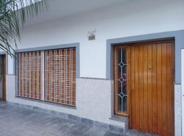 Oficina comercial de 2 ambientes, La Matanza · Oficina Para Uso Profesional Y/o Comercial. Planta Baja con Entrada Independiente.