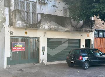 Casa · 304m² · 7 Ambientes · 1 Cochera · Casa en Venta