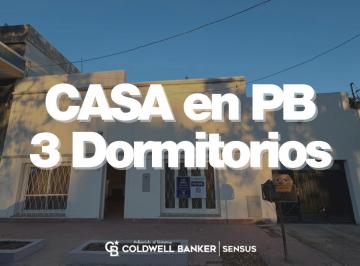 Casa · 142m² · 6 Ambientes · 1 Cochera · Casa E Venta en Casco Viejo Centenario