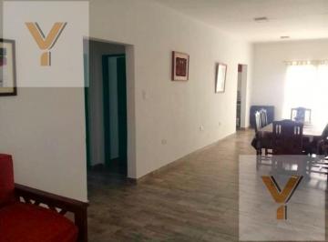 Casa · 100m² · 3 Ambientes · Casa en Alquiler - 2 Dorm. 1 Baño - 300 m - Tandil