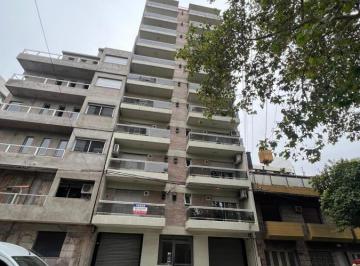Departamento · 63ha · 3 Ambientes · 1 Cochera · Departamento Semipiso de Dos Dorm. con Cochera