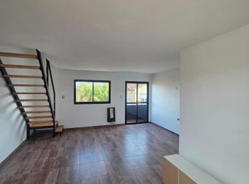 PH · 83m² · 3 Ambientes · PH en Don Bosco