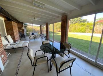 Casa · 298m² · 8 Ambientes · 2 Cocheras · Conquipropiedades - Casa Amoblada - Talar del Lago I