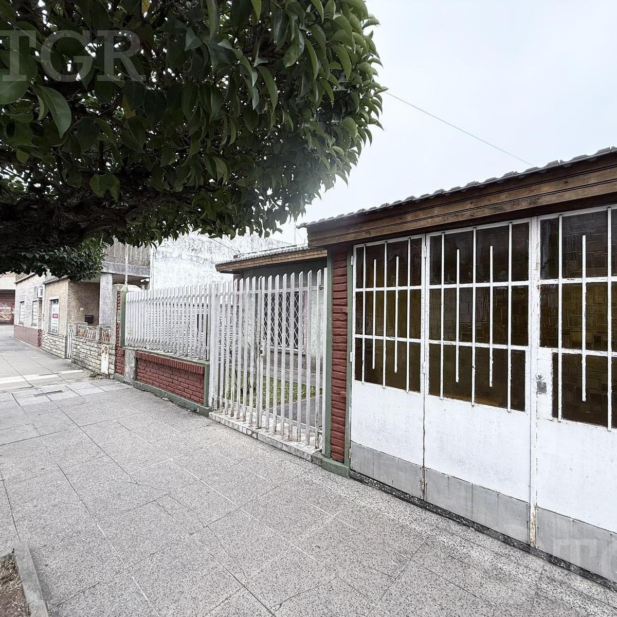 Venancio Flores al 318