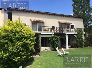 Casa · 182m² · 6 Ambientes · Casa en El Barrio Privado El Lucero