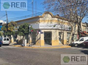 Local comercial · 290m² · Esquina en Pleno Foco Comercial de San Isidro