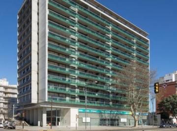 Departamento · 50m² · 2 Ambientes · 1 Cochera · Av Pellegrini 3709 Piso 10 - Torre Alma. Fundar