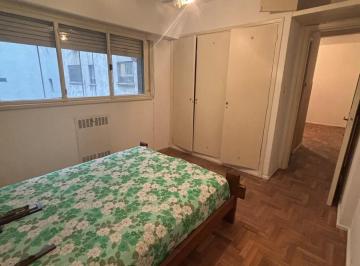 Departamento · 34m² · 2 Ambientes · Oportunidad! Dos Ambientes a Media Cuadra del Subte! Entre Rios Al 1200